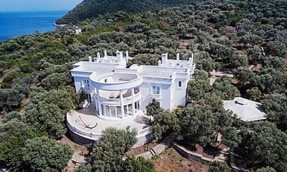 Πωλητήριο σε νησάκι του Αιγαίου βάζει η Τουρκία
